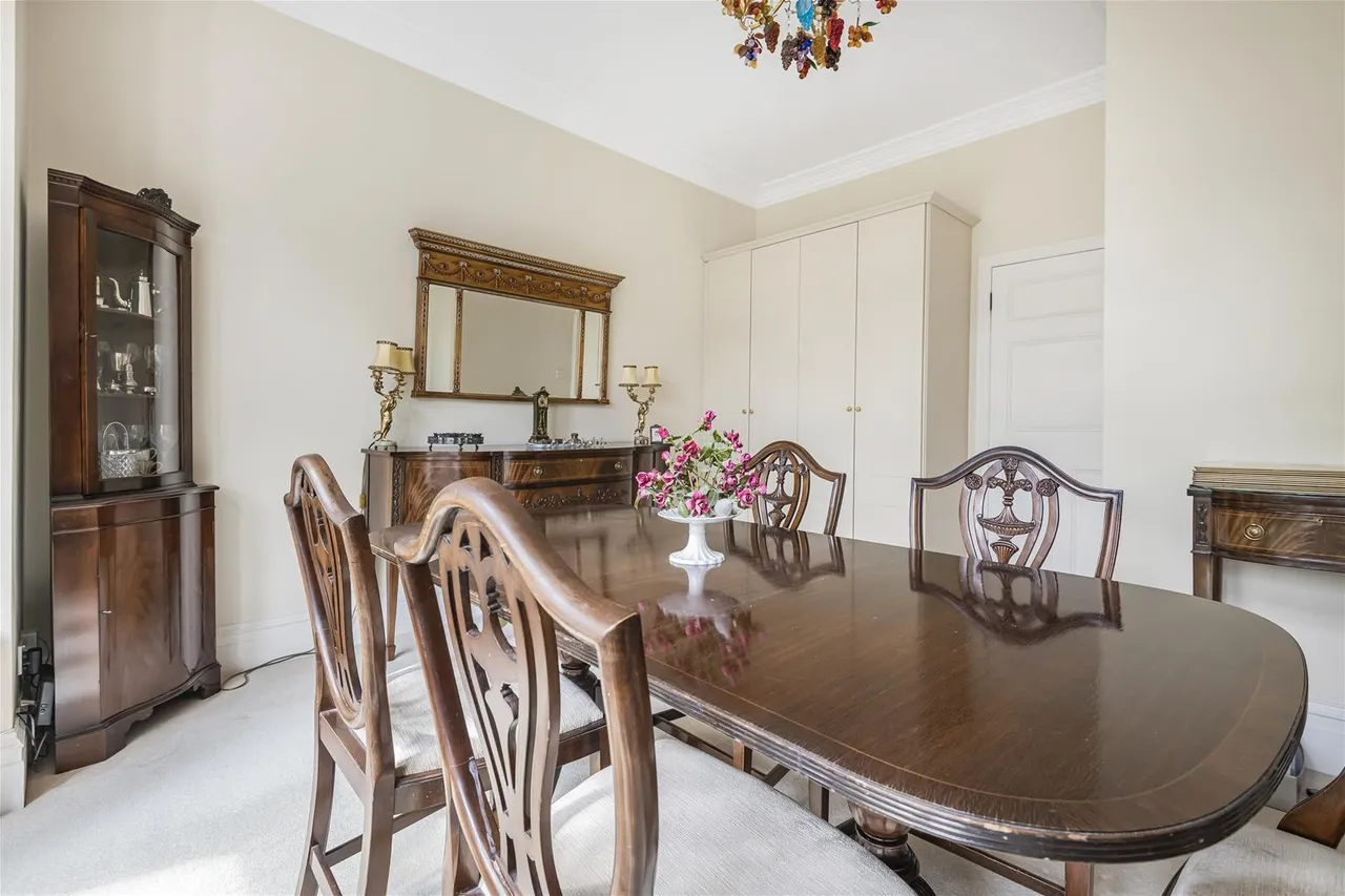 Crescent East, Hadley Wood, Barnet, London EN4 0EY, photo 28