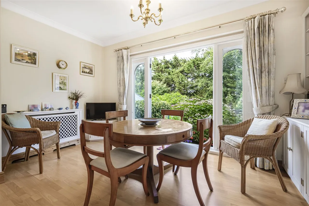 Crescent East, Hadley Wood, Barnet, London EN4 0EY, photo 14