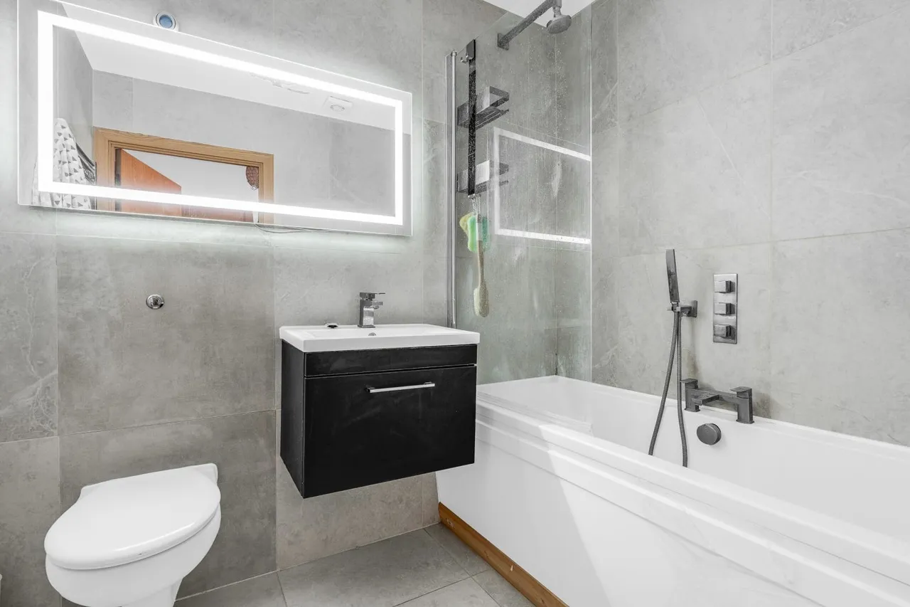 Mead Lane, Hertford, SG13, photo 11