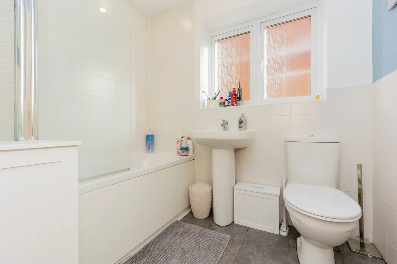 Rimsdale Drive, Manchester, M40, photo 18