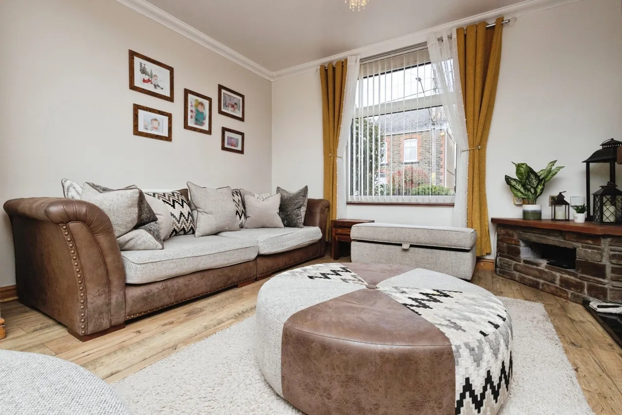 Talbot Road, Ammanford, SA18, photo 8