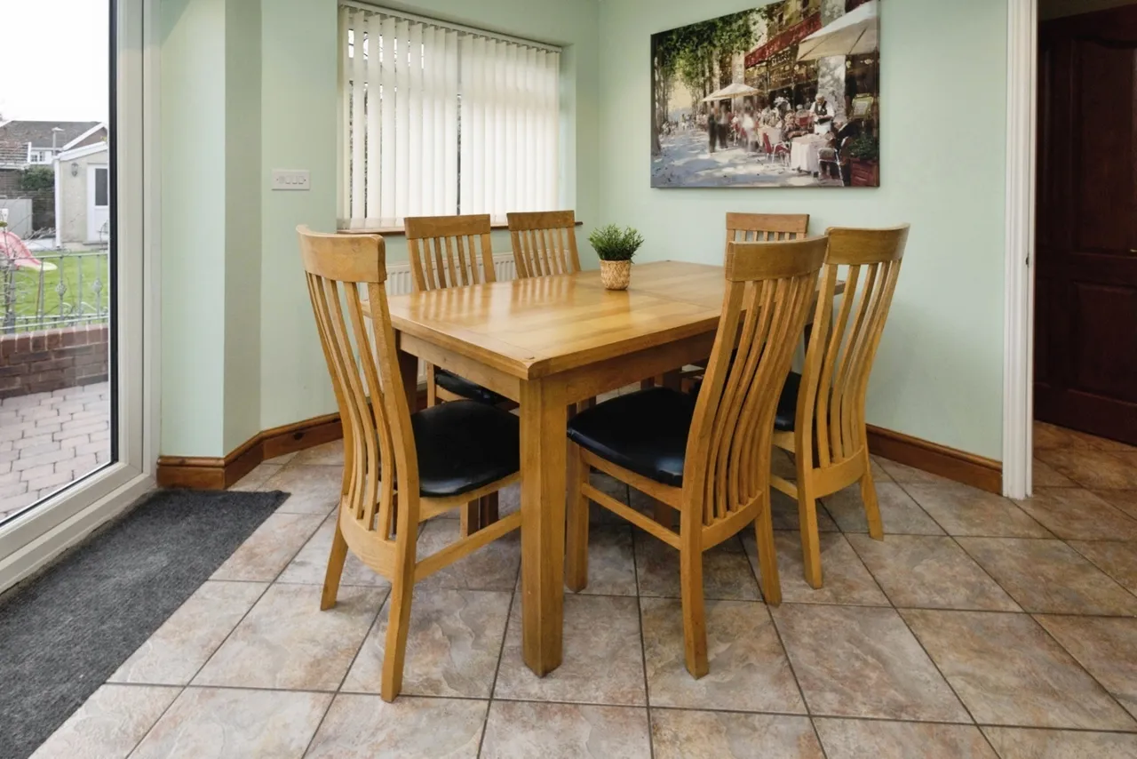Talbot Road, Ammanford, SA18, photo 10