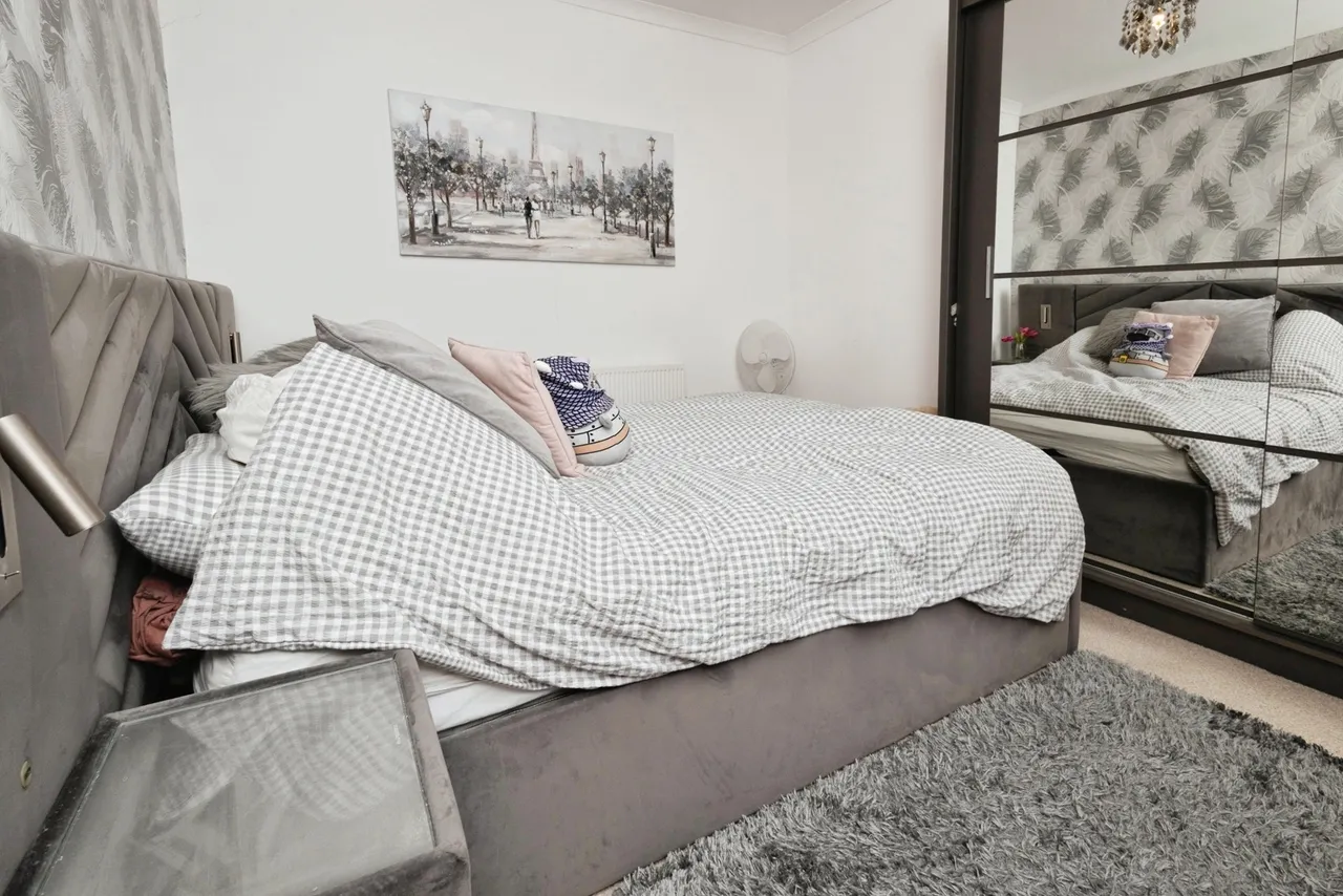 Talbot Road, Ammanford, SA18, photo 13