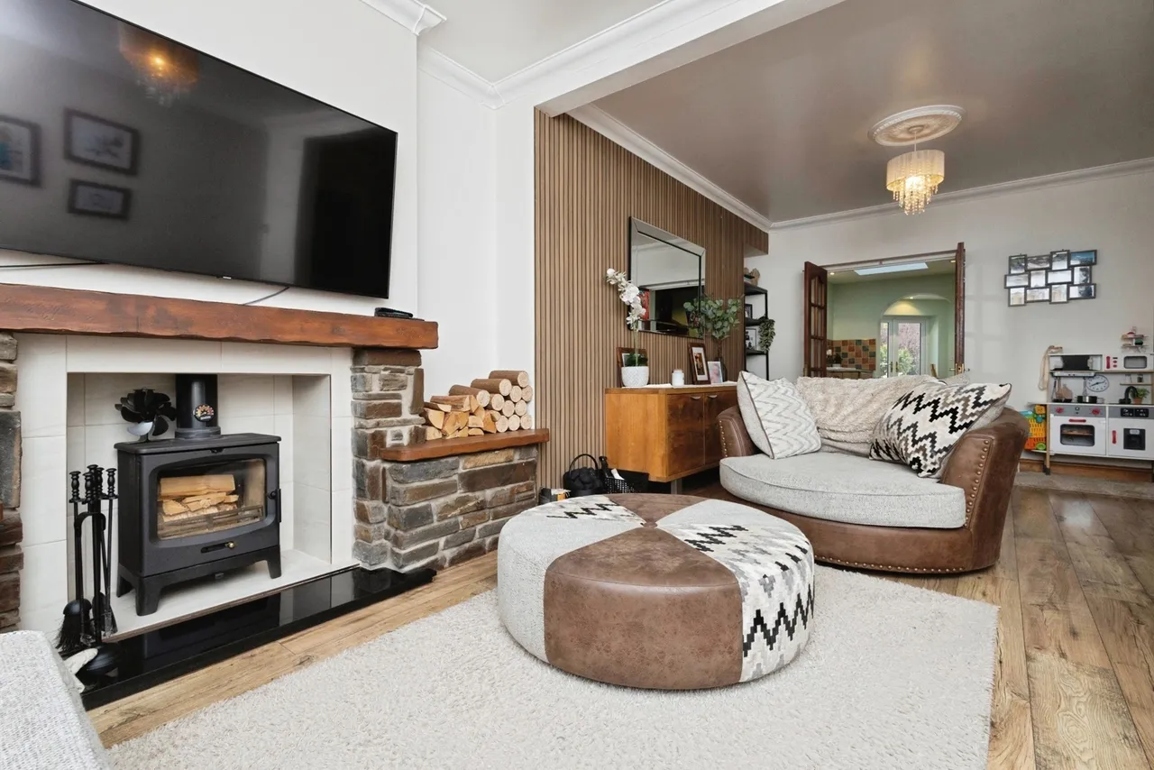 Talbot Road, Ammanford, SA18, photo 9