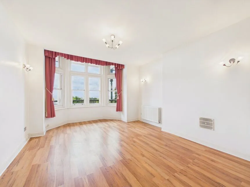 The Durlocks, Folkestone, Kent, CT19, photo 3