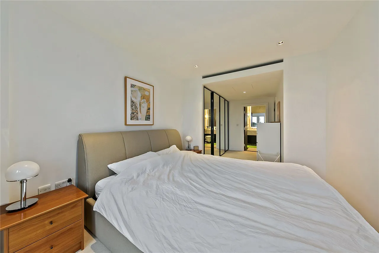 Kew Bridge Road, Brentford, TW8, photo 7
