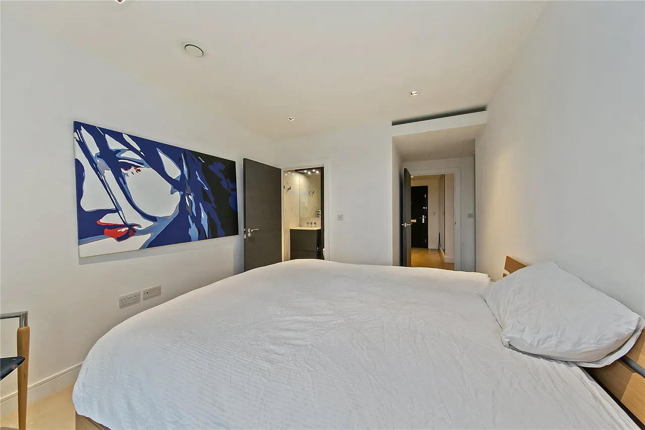Kew Bridge Road, Brentford, TW8, photo 9