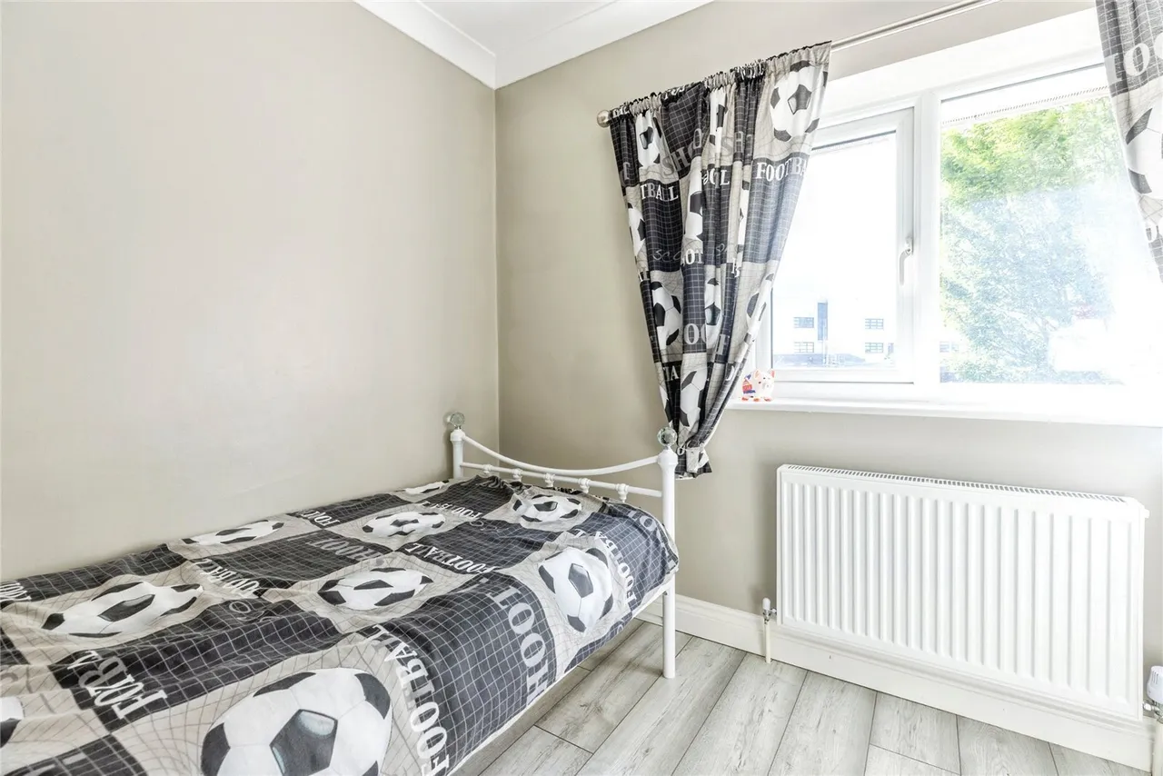 Copthorne Close, Heywood, OL10, photo 11
