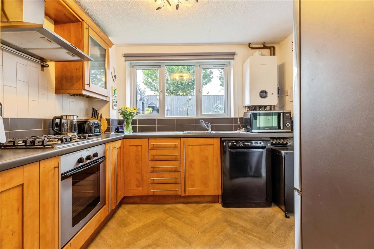 Copthorne Close, Heywood, OL10, photo 6