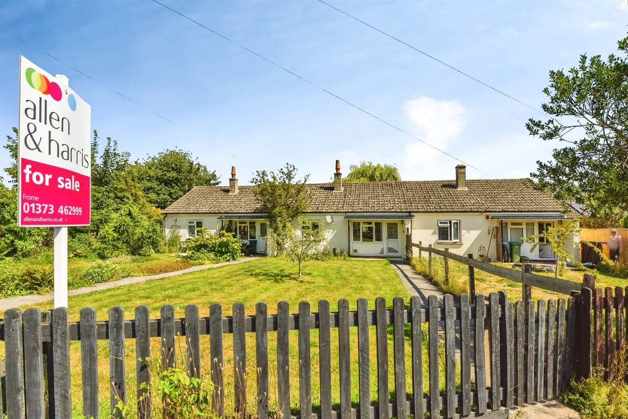 Longfield, Mells, BA11, photo 10