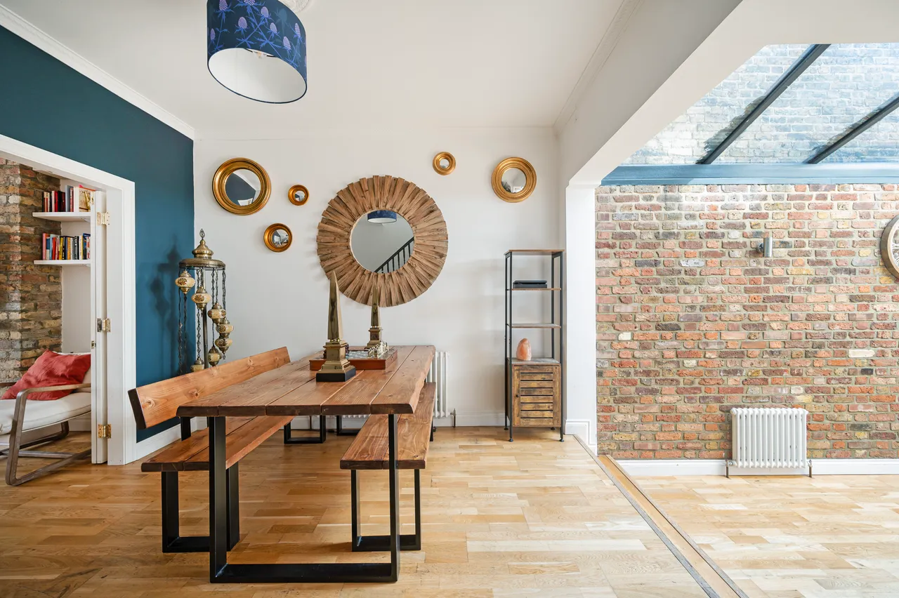 84 Hassett Road, London, photo 4