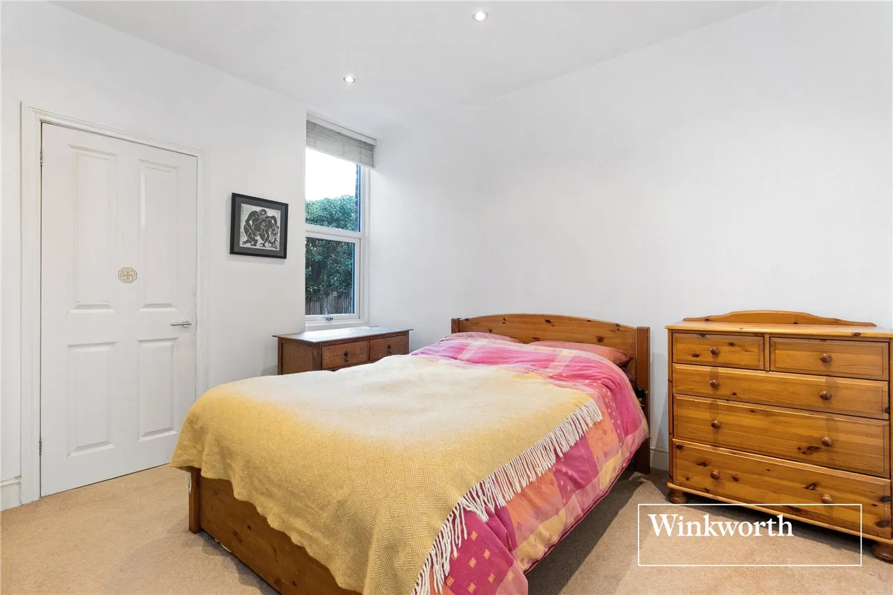 Dukes Avenue, Finchley, N3, photo 9