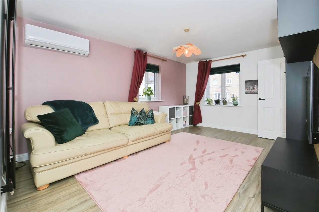 Dandelion Drive, Peterborough, PE7, photo 5