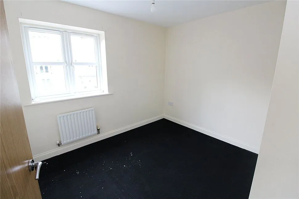 Ring Road, Seacroft, West Yorkshire, LS14, photo 9