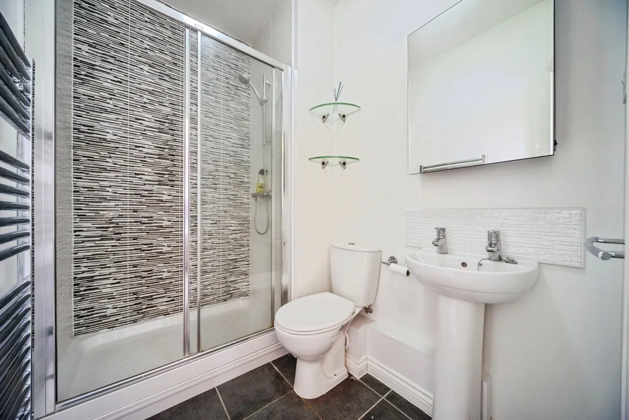 Skye Crescent, Newton Leys, Bletchley, Milton Keynes, MK3, photo 5