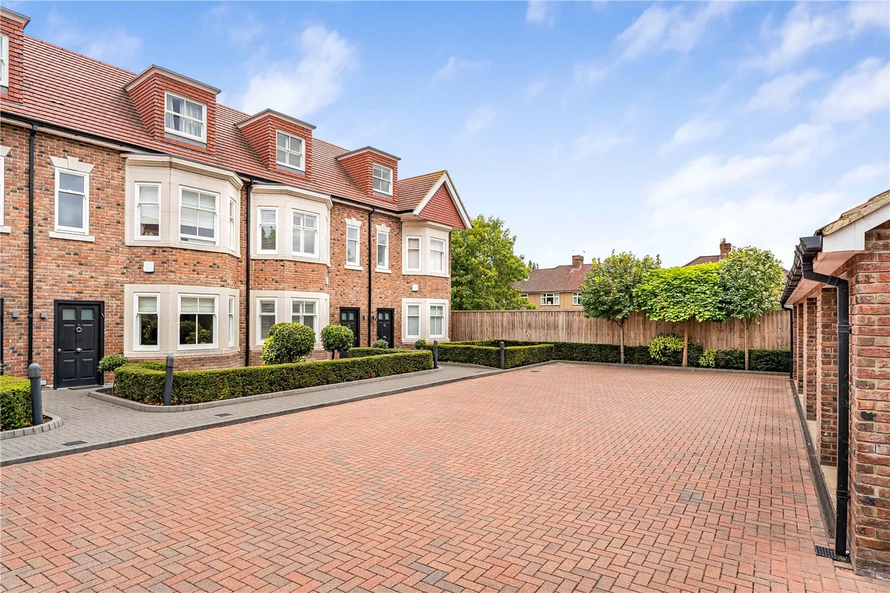 Swinley Close, Whetstone, London, N20 0FU, photo 26
