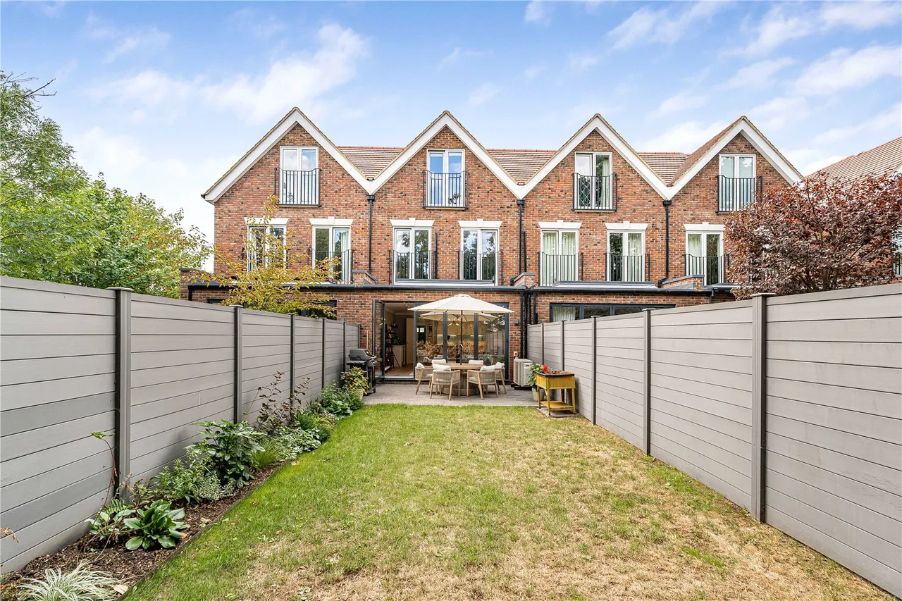 Swinley Close, Whetstone, London, N20 0FU, photo 24