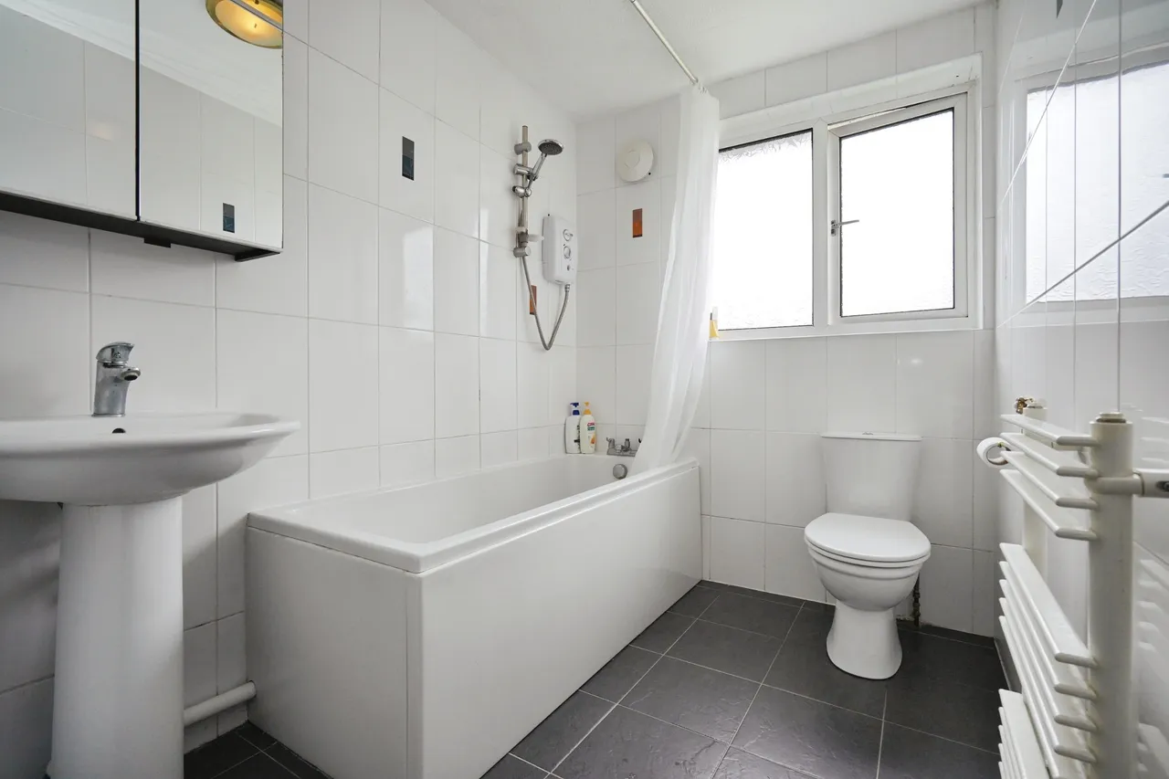 Fabis Close, Swadlincote, photo 12