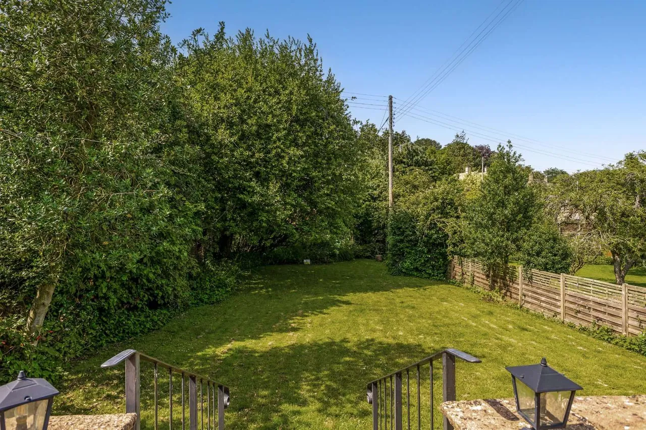 Upper Oddington, Moreton-in-Marsh, Gloucestershire, GL56 0XH, photo 12