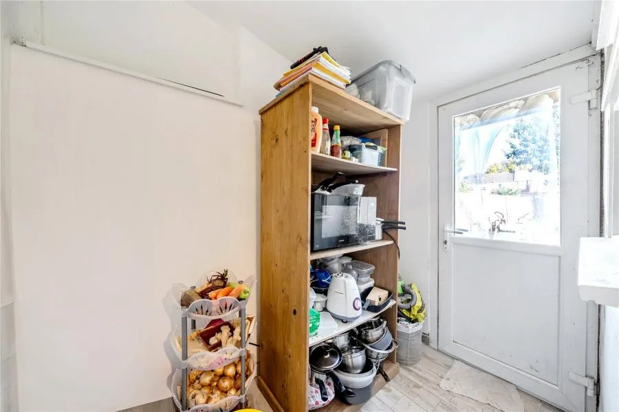 Rosebery Street, Swindon, SN1, photo 12