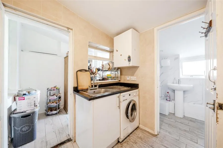 Rosebery Street, Swindon, SN1, photo 14
