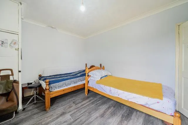 Rosebery Street, Swindon, SN1, photo 8