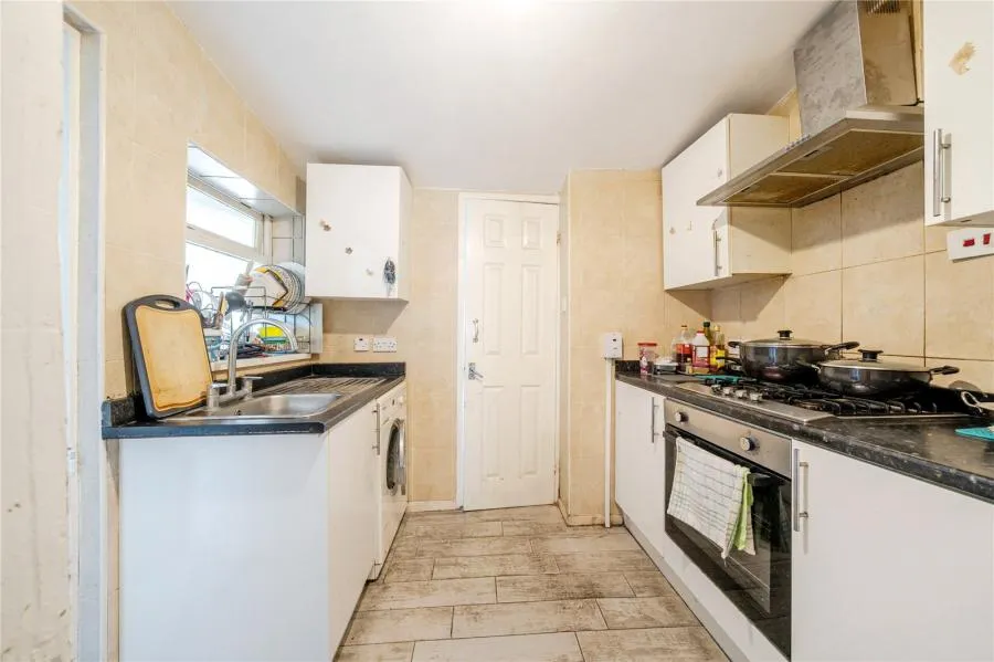 Rosebery Street, Swindon, SN1, photo 5