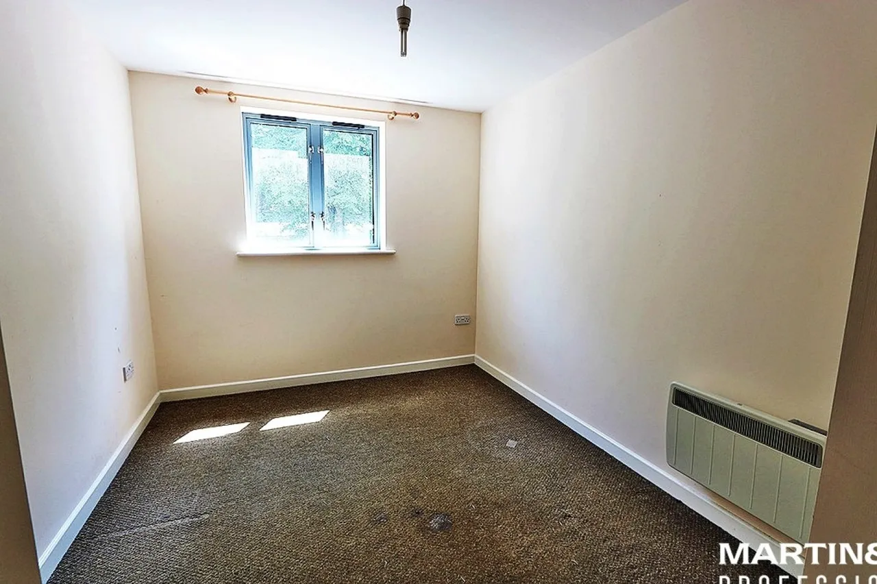 St Stephens Court, Newport, NP20, photo 6