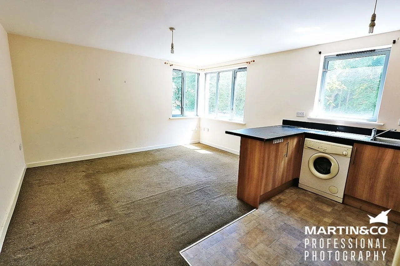St Stephens Court, Newport, NP20, photo 3