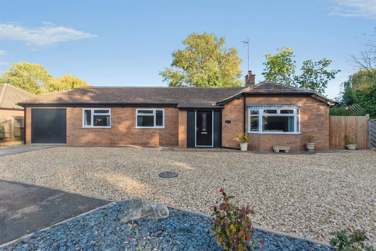 3 bed house for sale, Birch Grove, Spalding, PE11