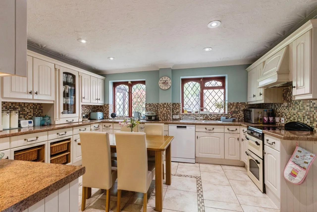 Loders Close, West Canford Heath, BH17, photo 11