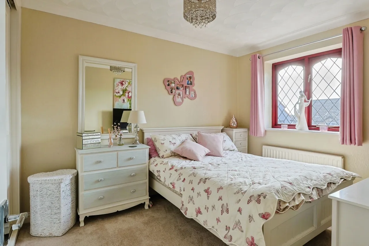 Loders Close, West Canford Heath, BH17, photo 21