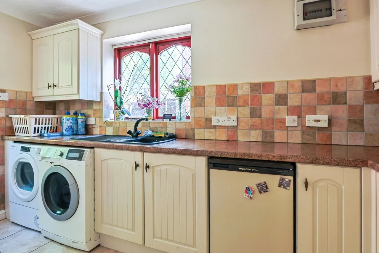 Loders Close, West Canford Heath, BH17, photo 10