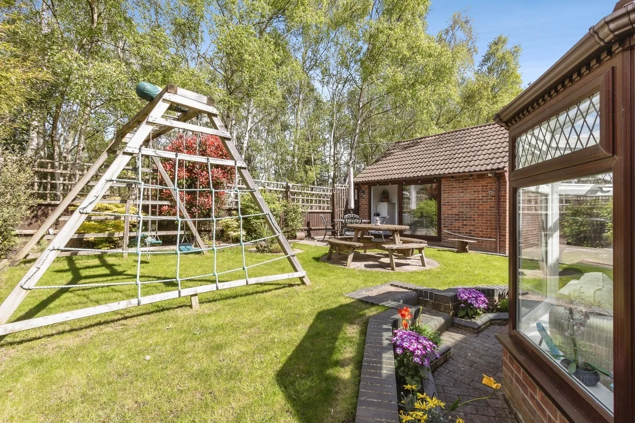 Loders Close, West Canford Heath, BH17, photo 27