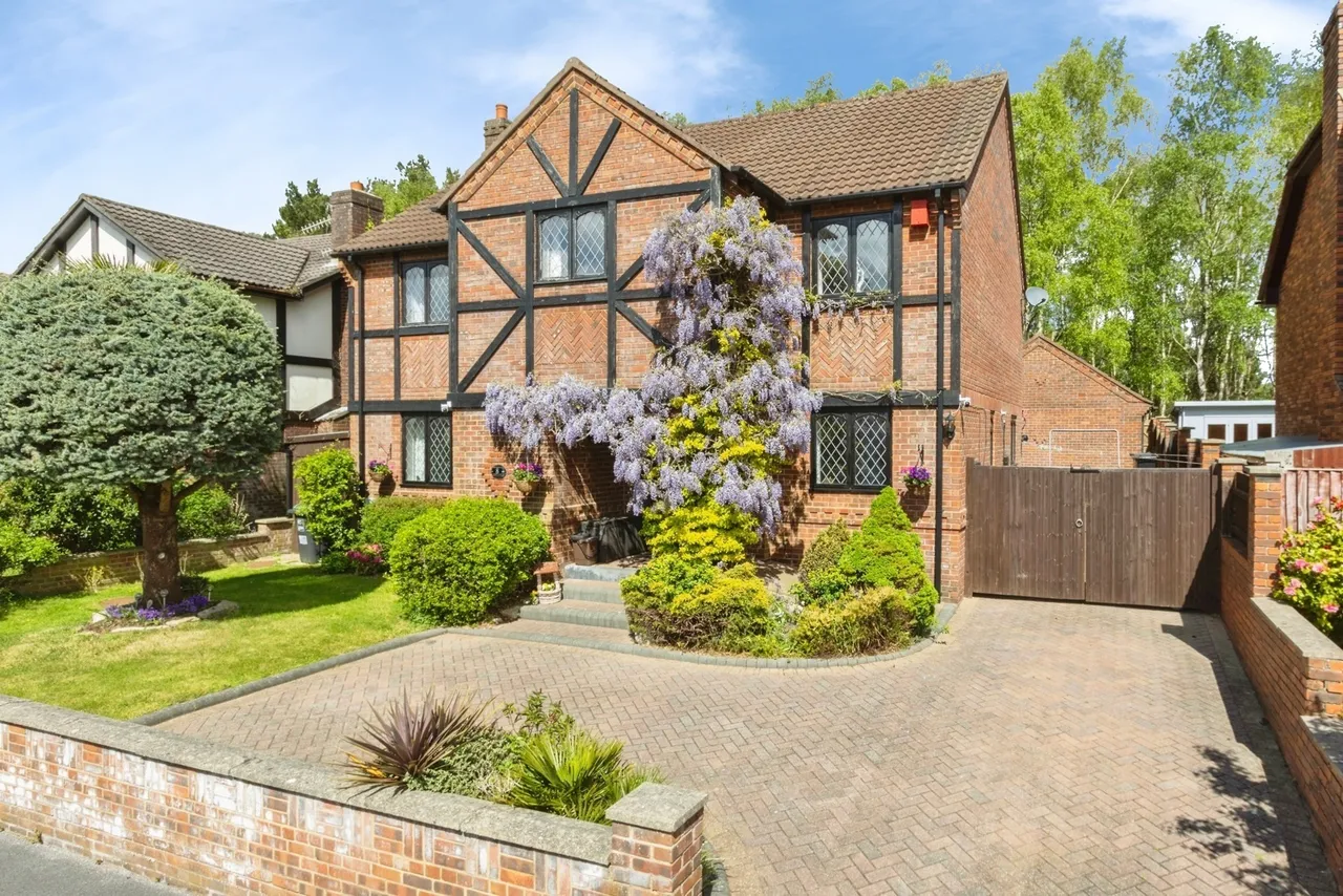 Loders Close, West Canford Heath, BH17, photo 29