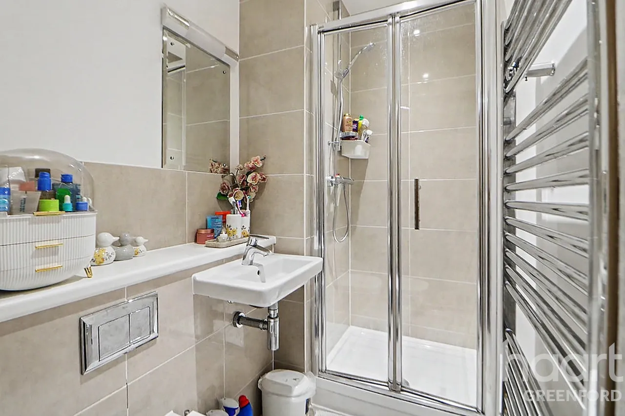 Larkspur Court, Rectory, UB5, photo 7