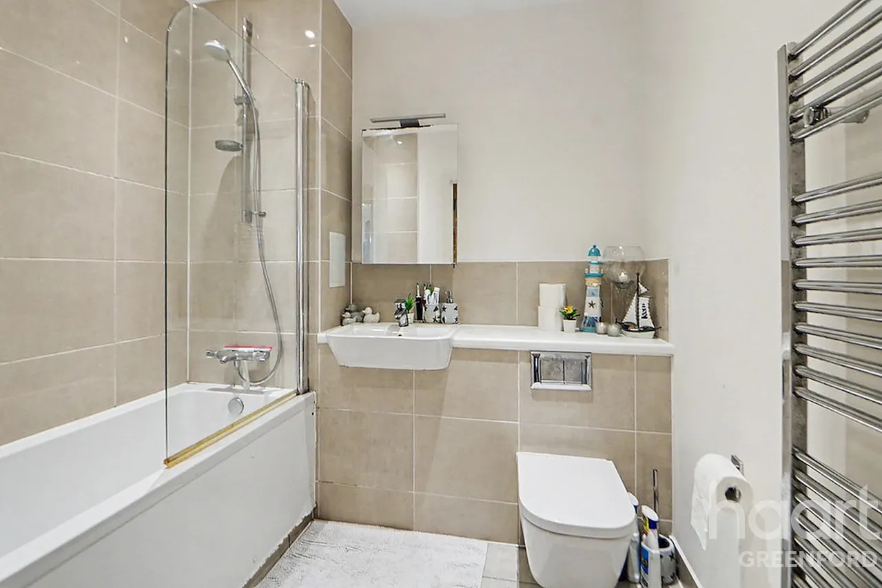 Larkspur Court, Rectory, UB5, photo 4