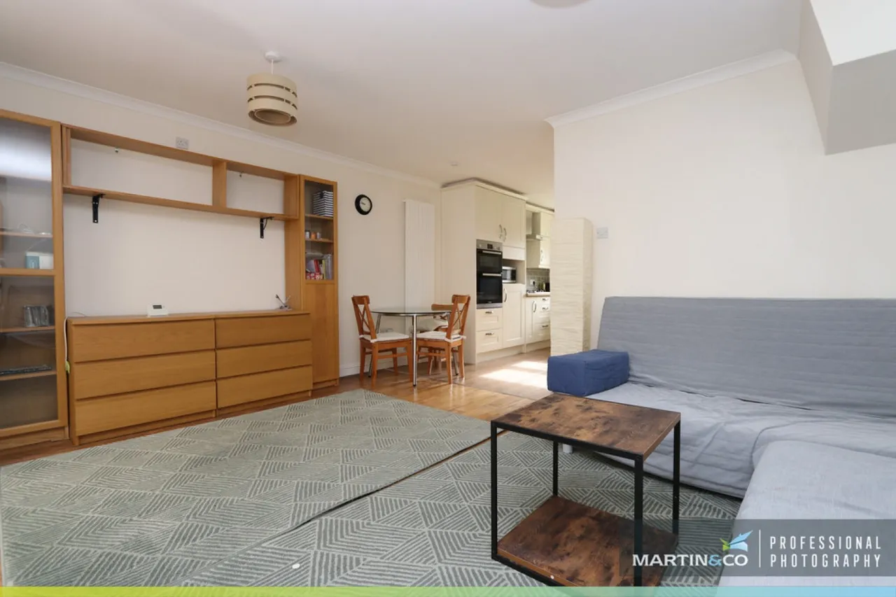 Stow Park Drive, Newport, NP20, photo 11