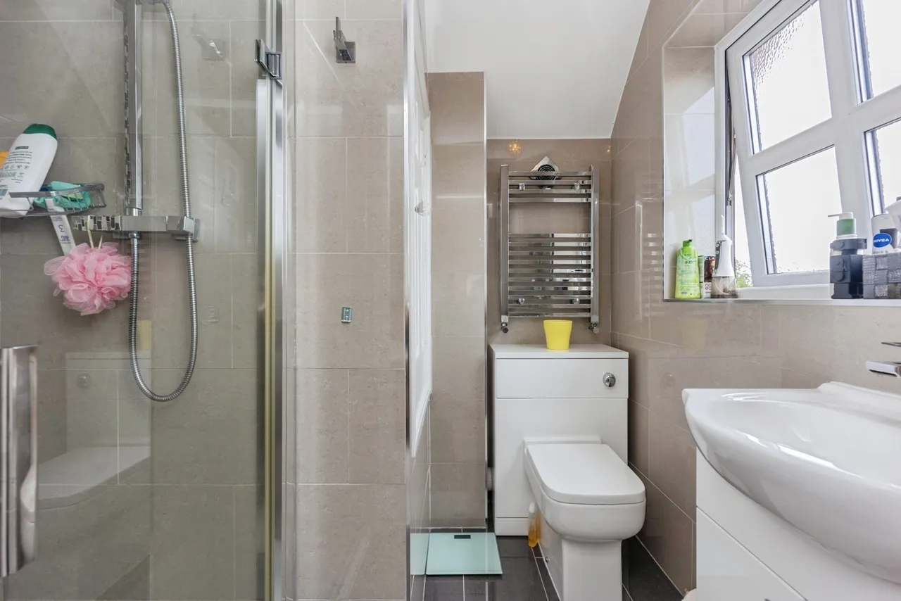 Highfield Glen, Ashton-under-Lyne, Greater Manchester, OL6, photo 18