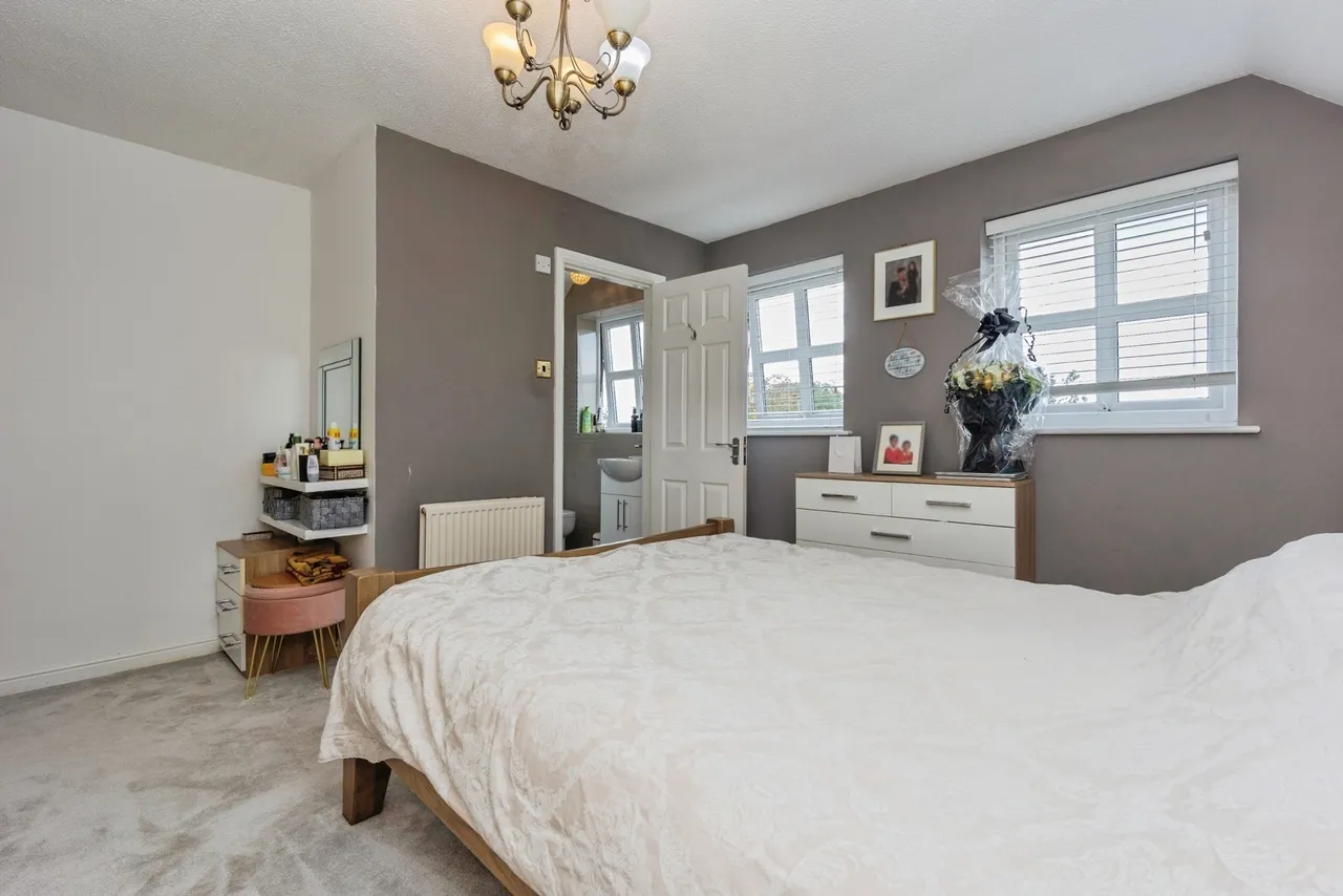 Highfield Glen, Ashton-under-Lyne, Greater Manchester, OL6, photo 17