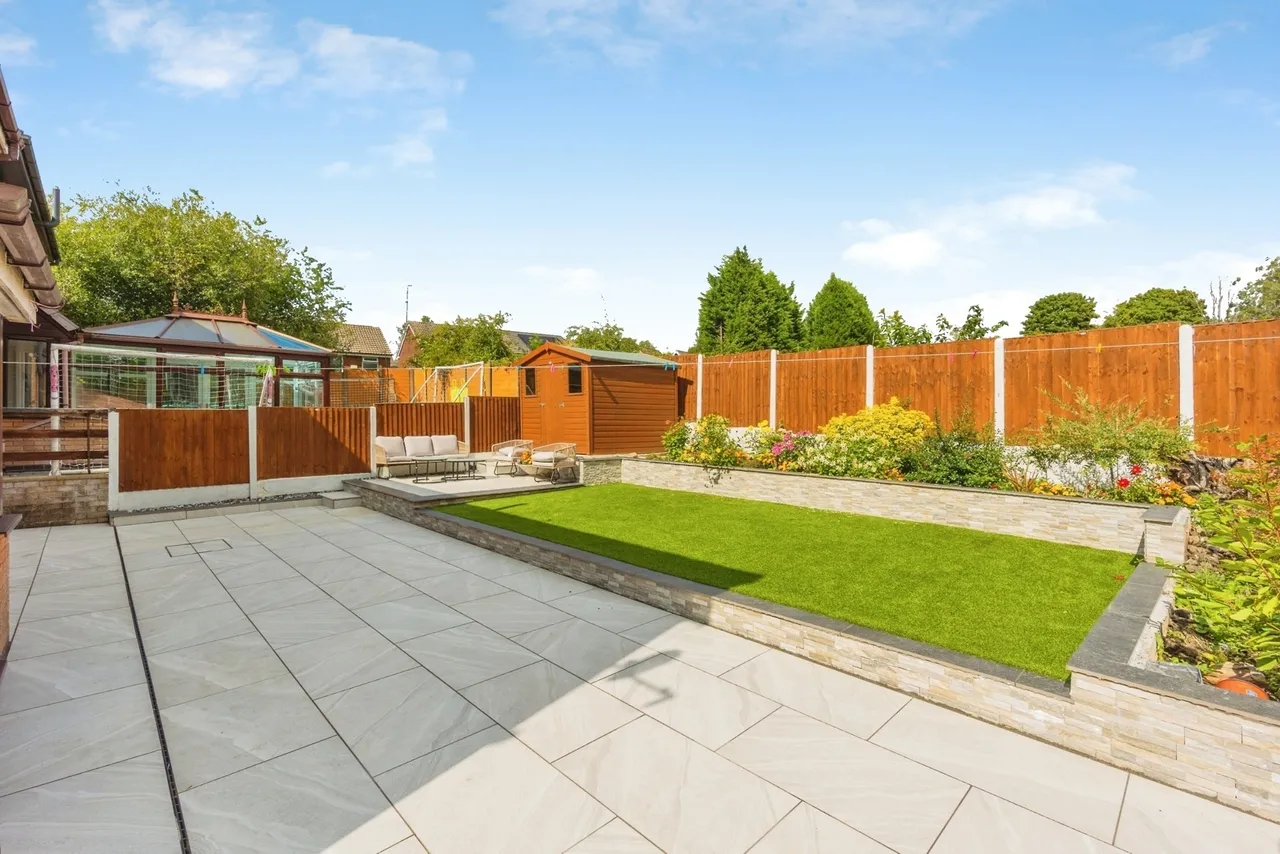 Highfield Glen, Ashton-under-Lyne, Greater Manchester, OL6, photo 23