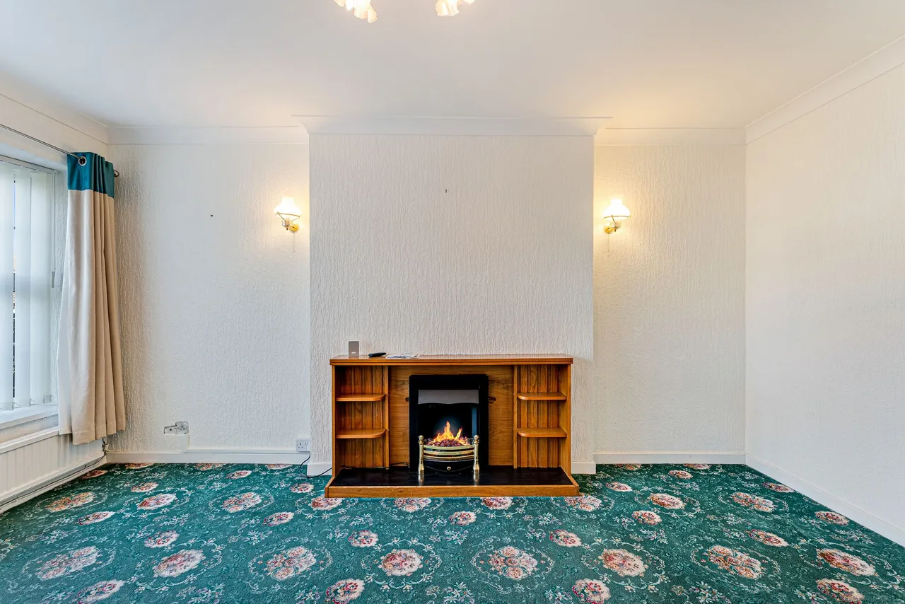 Alderton Drive, Ashton-In-Makerfield, Wigan, Wigan, WN4 9LG, photo 3