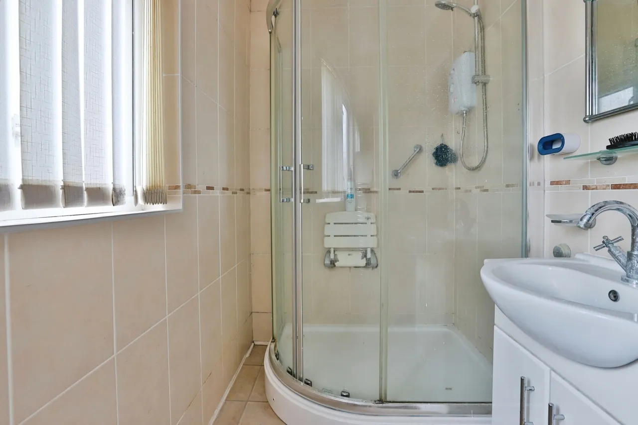 Solly Close, Poole, BH12, photo 9