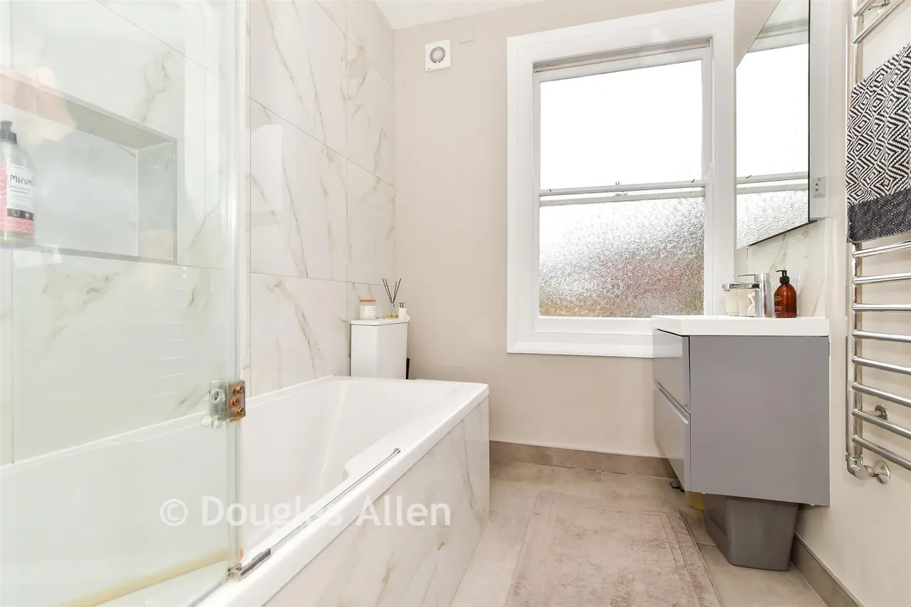 Granleigh Road, London, E11, photo 4
