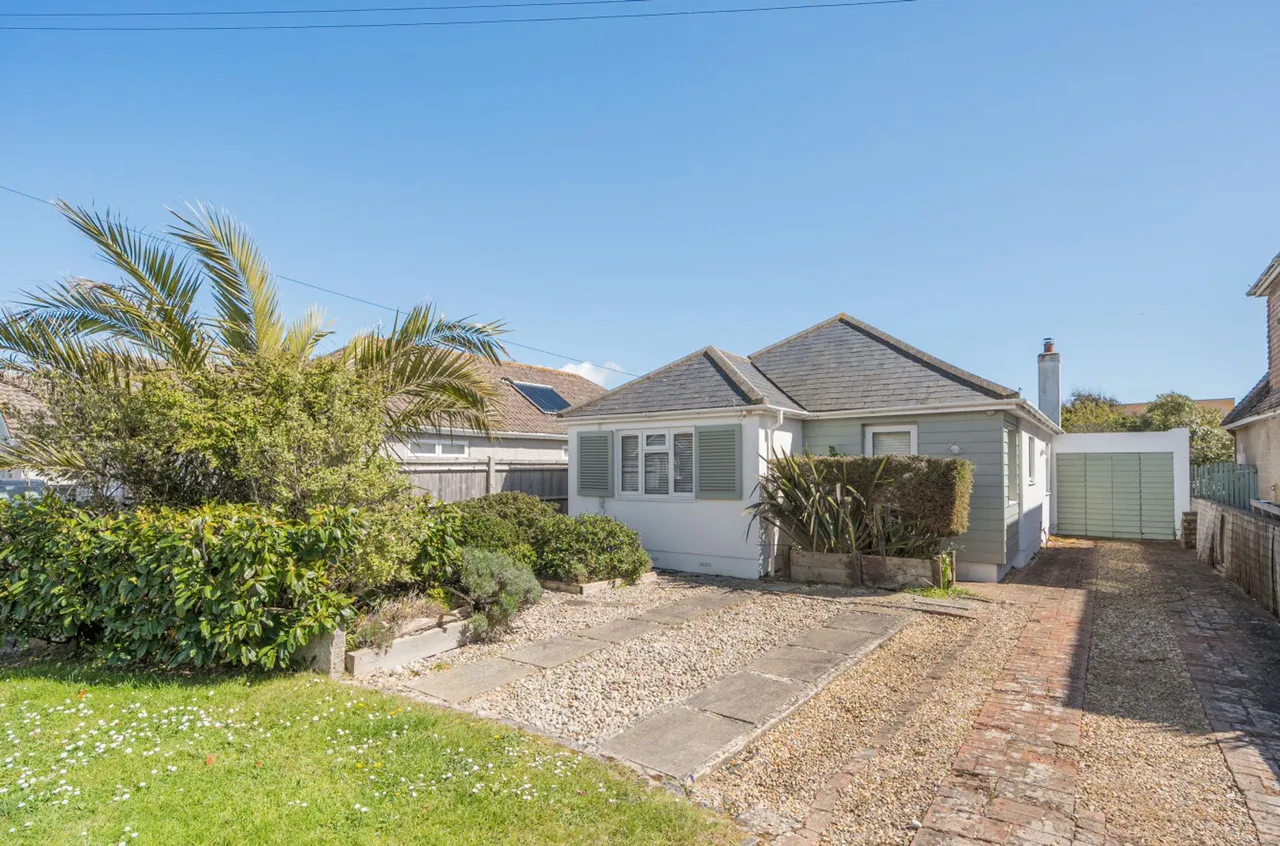 Garden Avenue, Bracklesham Bay, PO20, photo 19