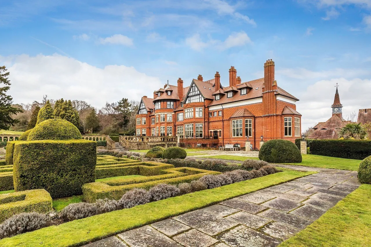 Ockham Lane, Cobham, KT11, photo 55