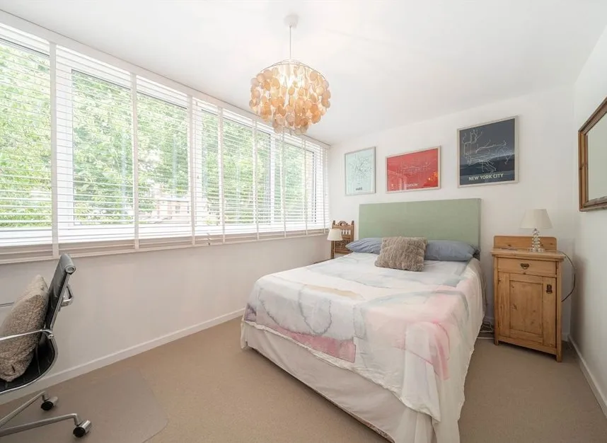 Fairlawns, East Twickenham, TW1, photo 7