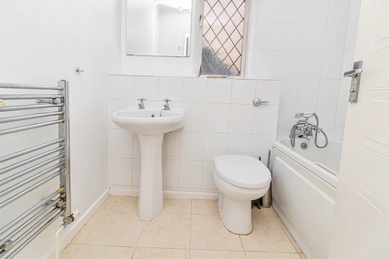 Isaacson Drive, Wavendon Gate, MK7, photo 12