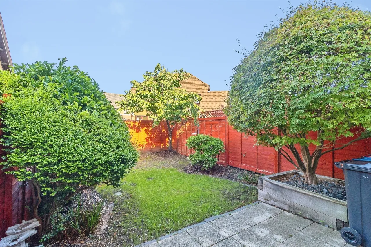 Isaacson Drive, Wavendon Gate, MK7, photo 17