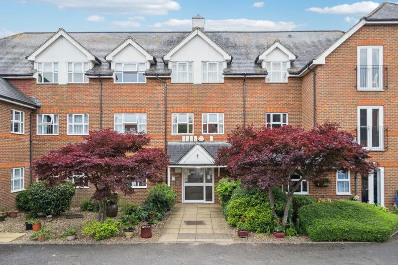2 bed flat for sale — Dean Street, Marlow SL7 3AP